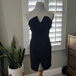 Lulus little black dress